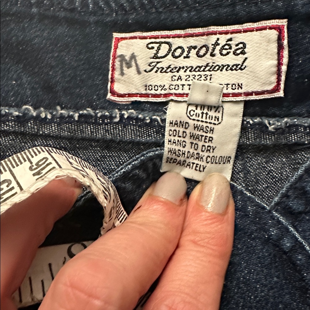 1980’s Bedazzled Denim - Picture 4 of 9